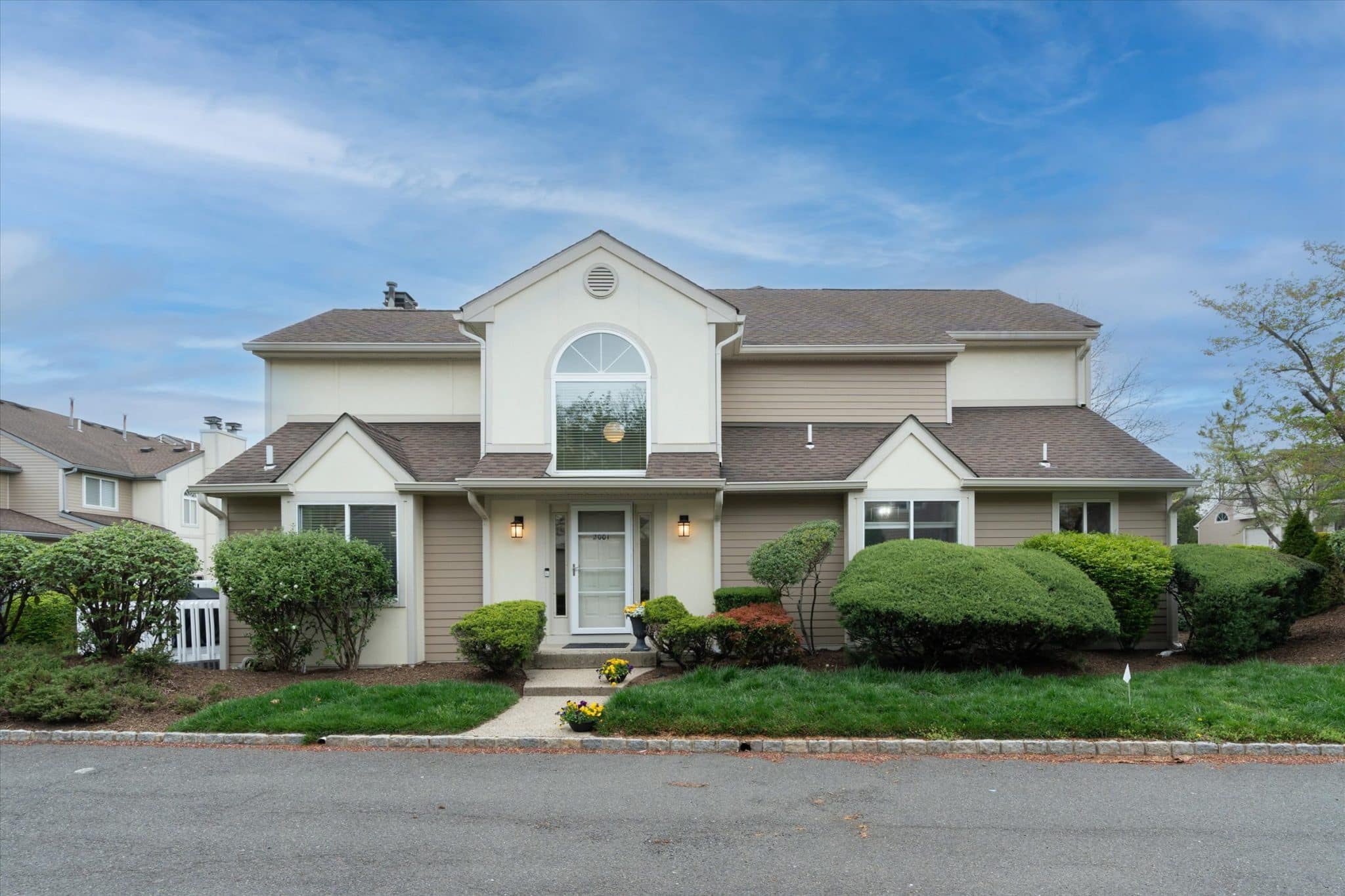 2001 Park Place, Springfield – RENTED!