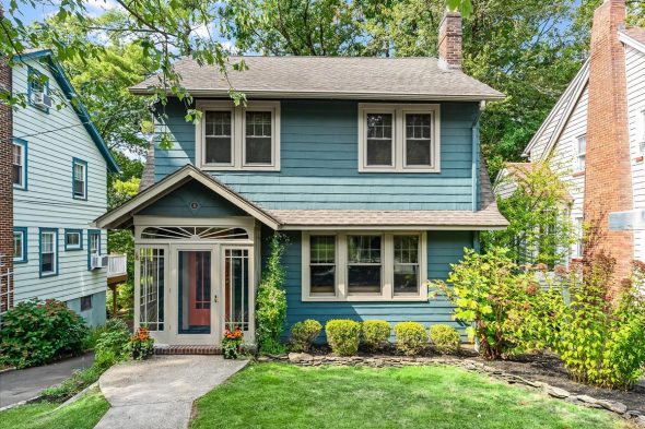 11 Alden Pl, Maplewood – SOLD!