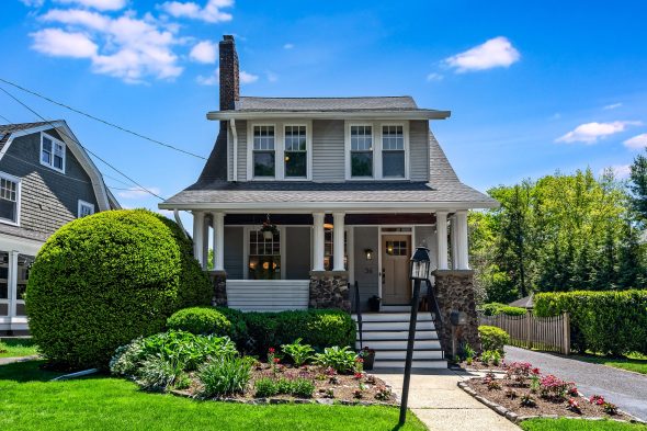 36 Salter Place, Maplewood – UNDER CONTRACT!